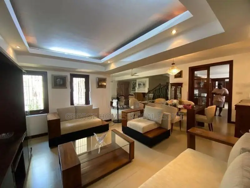 6 Bedroom Furnished House for Rent at Colombo 5