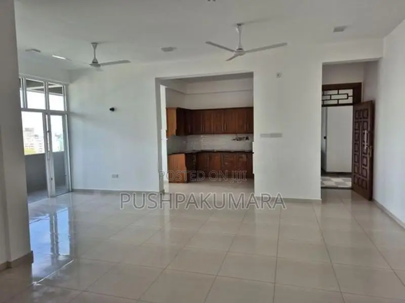 Apartment for Sale in Wellawatte (File No 1372B/1)