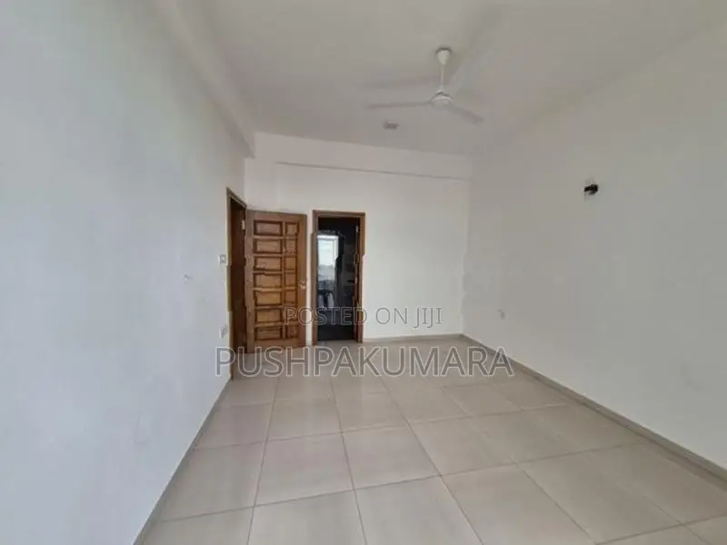 Apartment for Sale in Wellawatte (File No 1372B/1)