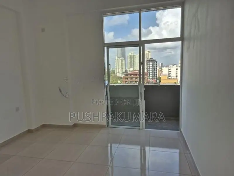 Apartment for Sale in Wellawatte (File No 1372B/1)