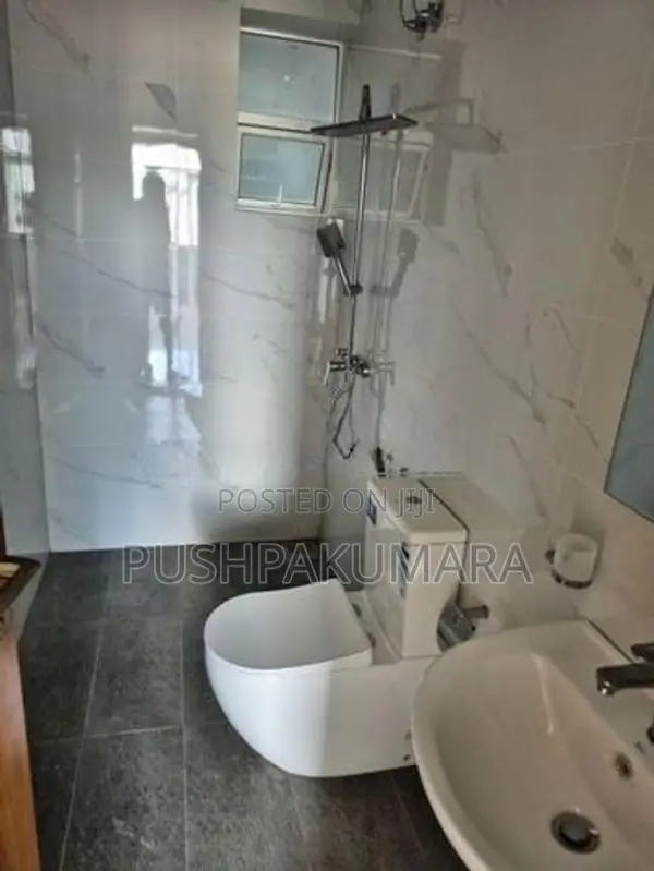 Apartment for Sale in Wellawatte (File No 1372B/1)