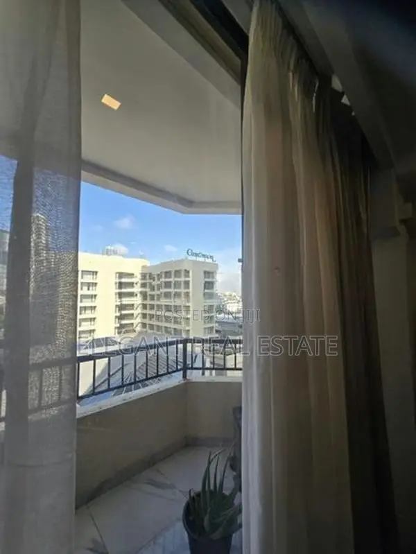 Crescat - 03 Bedroom Furnished Apartment for Sale in Colombo (A6452)