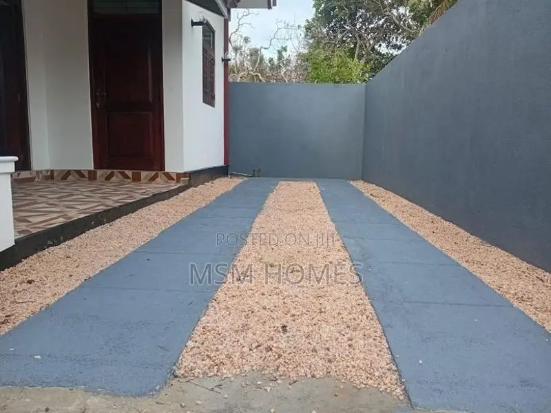 Complete House For Sale in Negombo