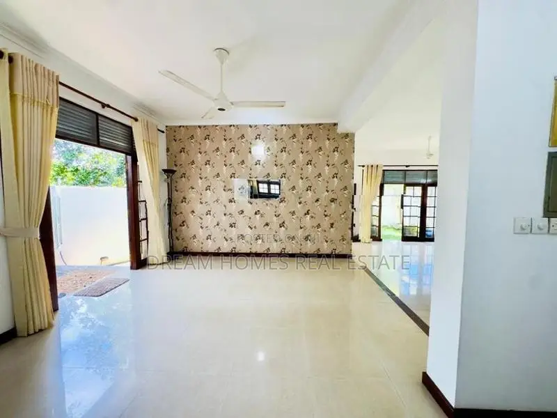 4 Bedroom House for Sale in Kotte