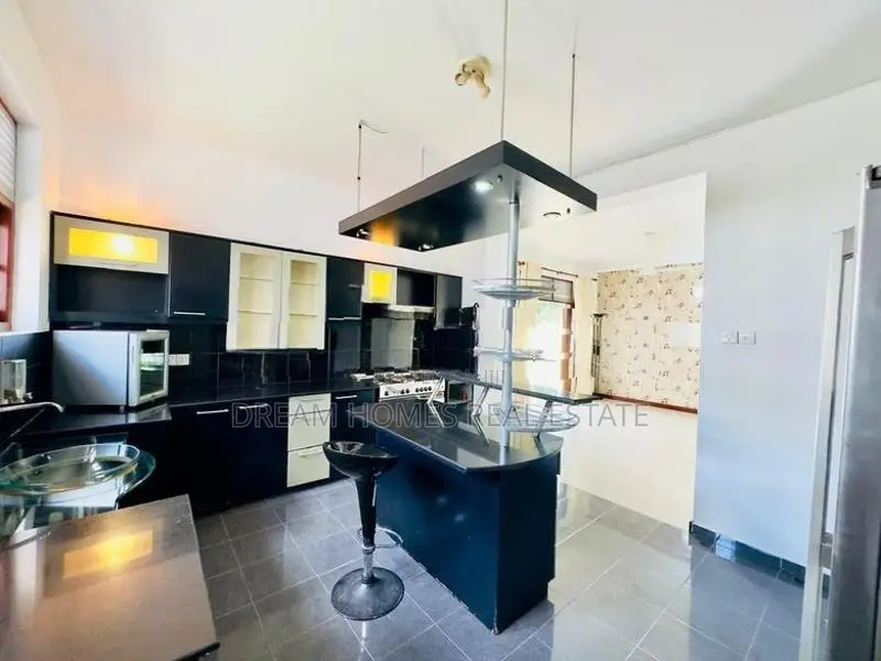 4 Bedroom House for Sale in Kotte