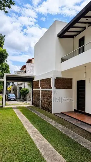 4 Bedroom House for Rent - Talawatugoda