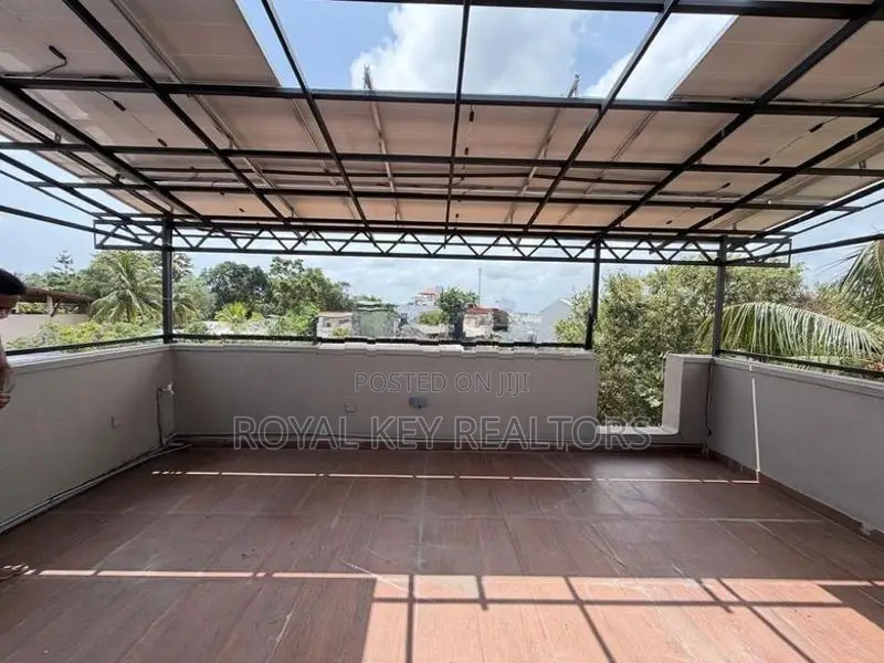 🏡 04 Bedroom Semi Furnished House for Rent In Kotte