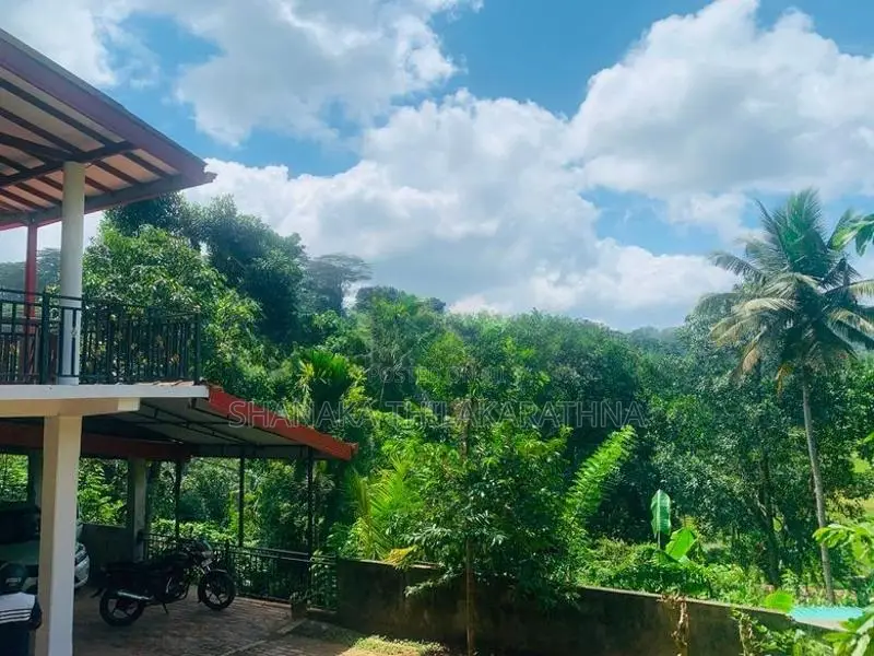 2-Storey House with 25 Perches for Sale – Waththegama