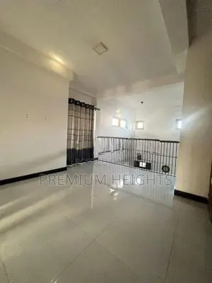 4 Br House for Rent in Welisara