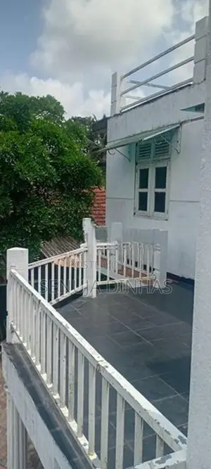 House with 14 Perches Land for Sale – Gampaha
