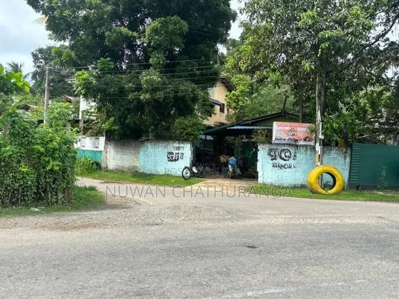 ගාල්ල - උඩුගම ප්‍රධාන පාරට මුහුණලා ඉඩමක් විකිණීමට ඇත