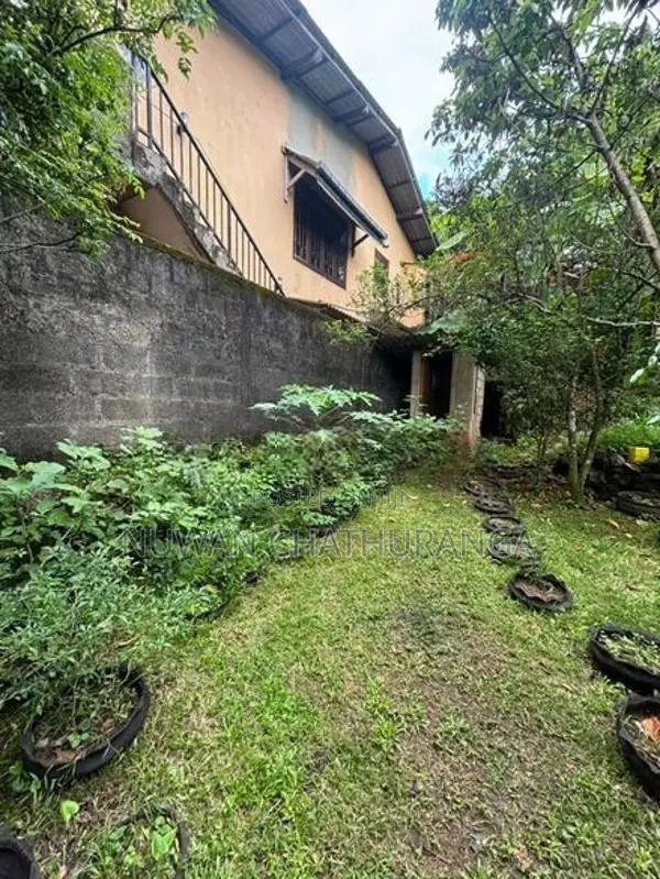 ගාල්ල - උඩුගම ප්‍රධාන පාරට මුහුණලා ඉඩමක් විකිණීමට ඇත
