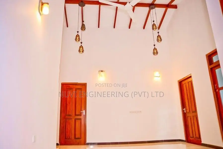 Modern House with Land for Sale Homagama