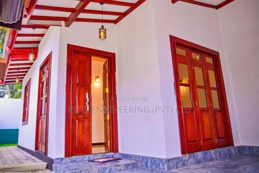 Modern House with Land for Sale Homagama