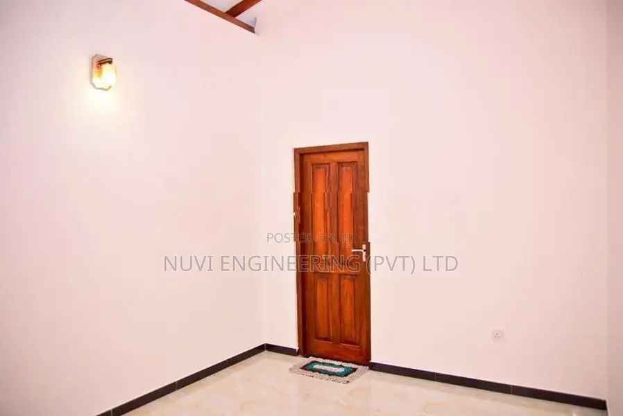 Modern House with Land for Sale Homagama