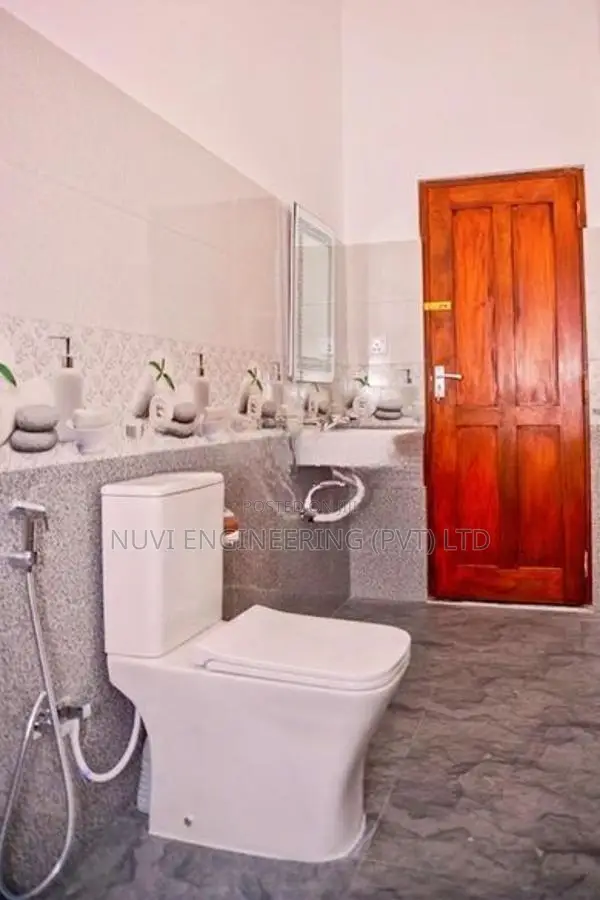 Modern House with Land for Sale Homagama