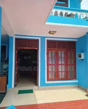 House for Sale in Peliyagoda- (hs2023)