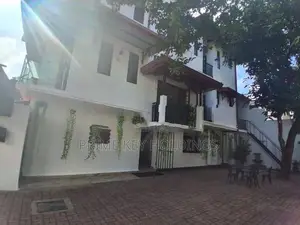 Luxury House for Sale Colombo 5 (HS107)