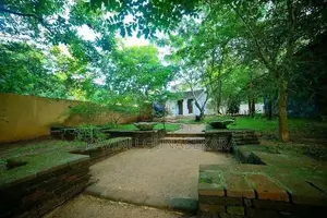 Hotel For Sale In Anuradhapura