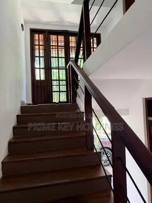 Luxury House for Sale Colombo 5 (HS107)
