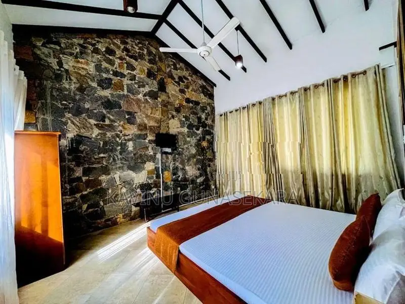 Hotel For Sale In Anuradhapura