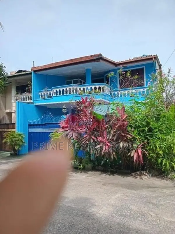 House for Sale in Peliyagoda- (hs2023)