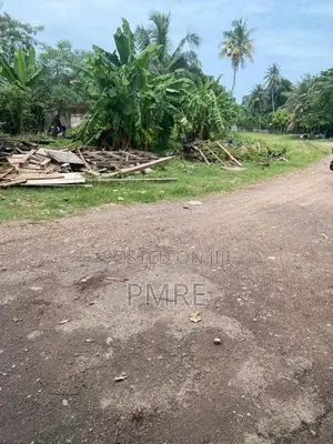 Nawala main road facing land for sale