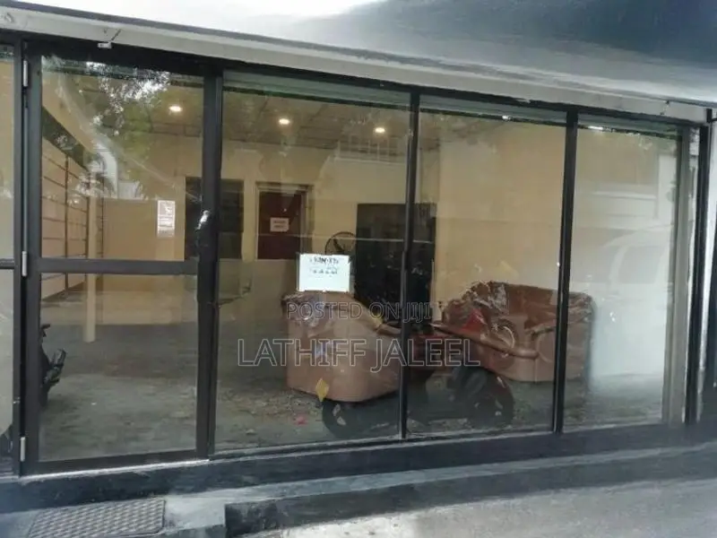 Showroom Space in Colombo - 03
