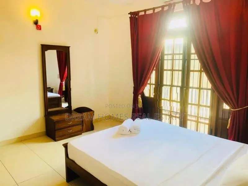 Apartment Building for Sale – Colombo 5/7 Border