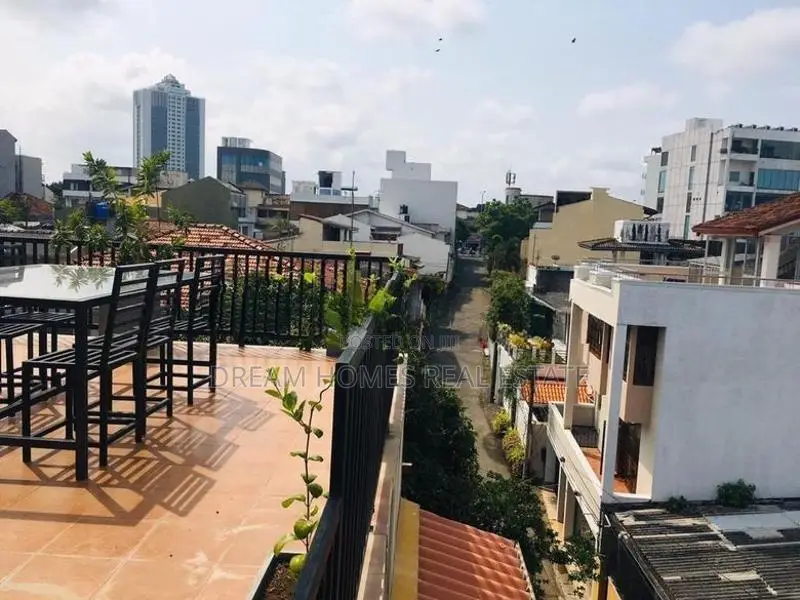 Apartment Building for Sale – Colombo 5/7 Border
