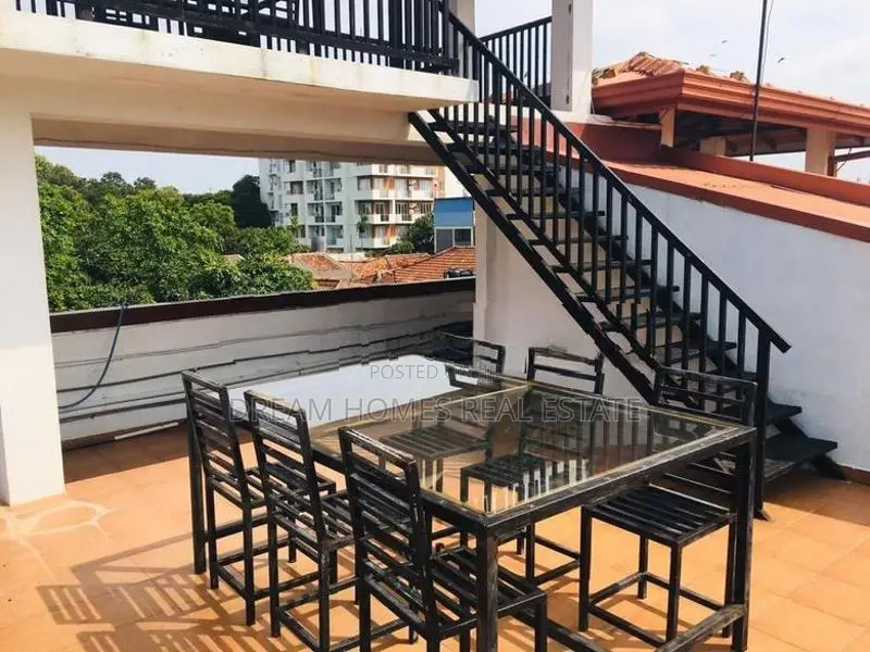 Fully Furnished Apartment Building Colombo 5