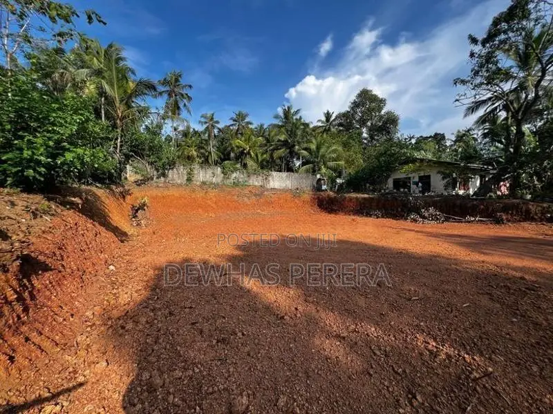 land blocks for sale of chanamoli mawatta y juntion makola kiribathgod