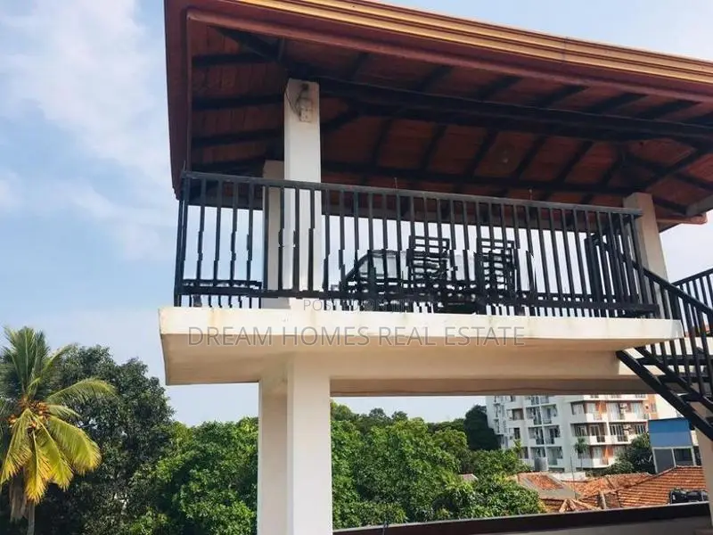 Fully Furnished Apartment Building Colombo 5