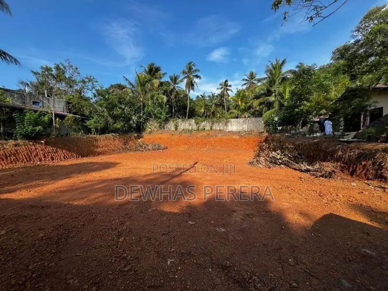 land blocks for sale of chanamoli mawatta y juntion makola kiribathgod