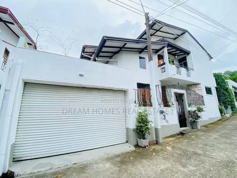 Modern 2-Story House for Rent in Thalawathugoda