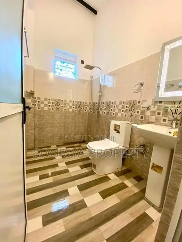 5 Bedroom Brand New House for Sale in Piliyandala Town