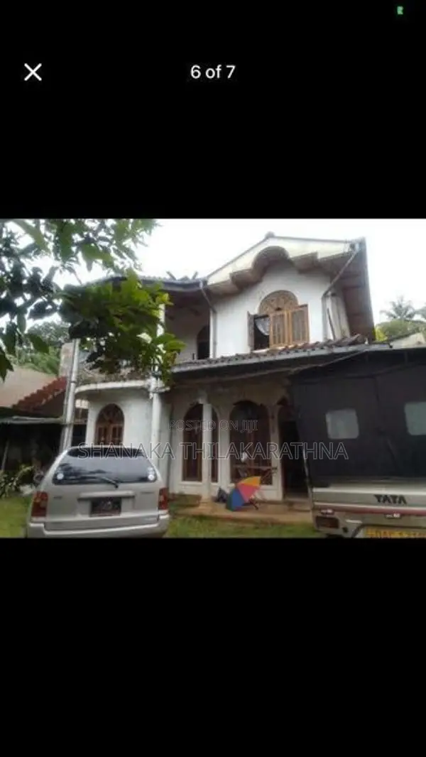 4 Bedroom Two-Storey House for Sale Nattarampota Kandy