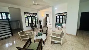Spacious Residence Is for Sale Athurugiriya
