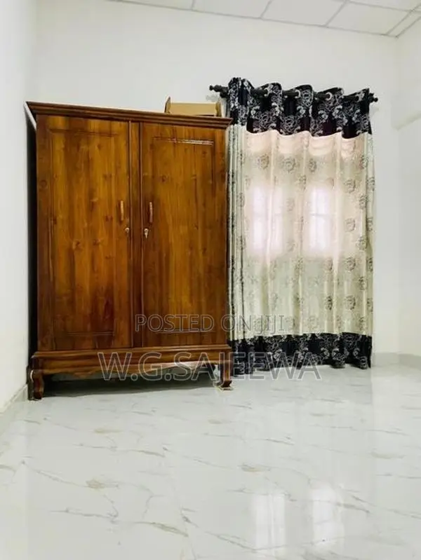 house with small shop for sale in Demanhandiya
