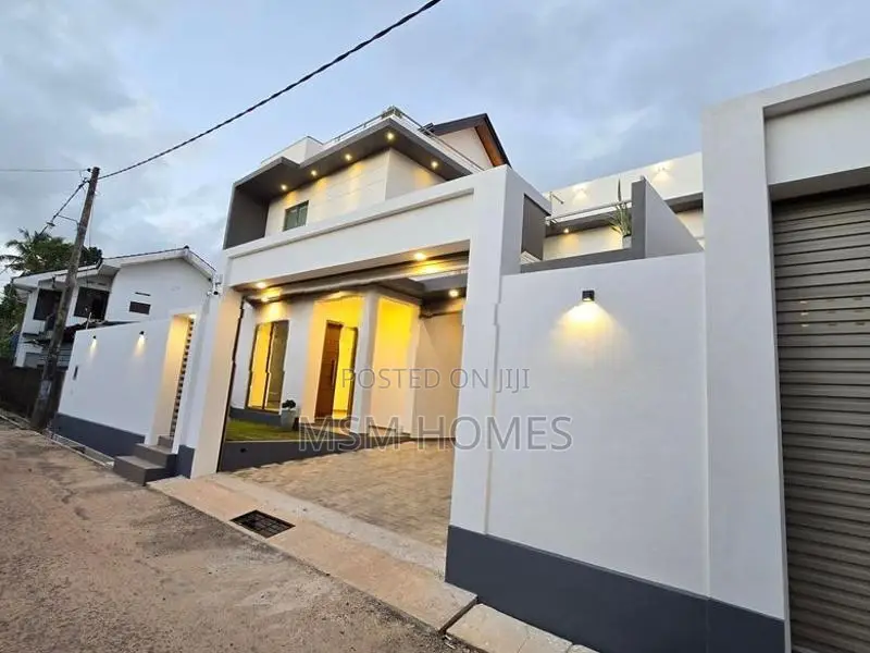 Newly Build Luxury Modern House For Sale in Negombo