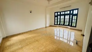 Spacious Residence Is for Sale Athurugiriya