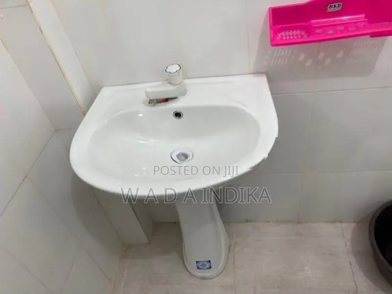 Room for Rent in Kadawatha Town