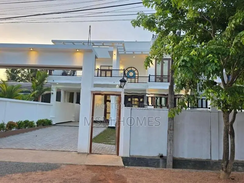 Perfect Brand New Luxury Modern House For Sale in Negombo