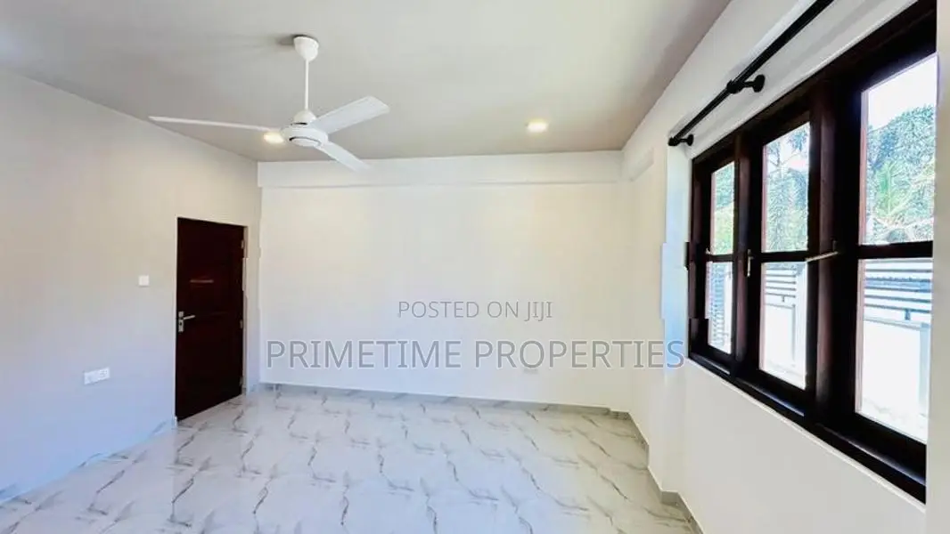 (BR200) House ground floor unit for Rent in Nadurupitiya, Kandana