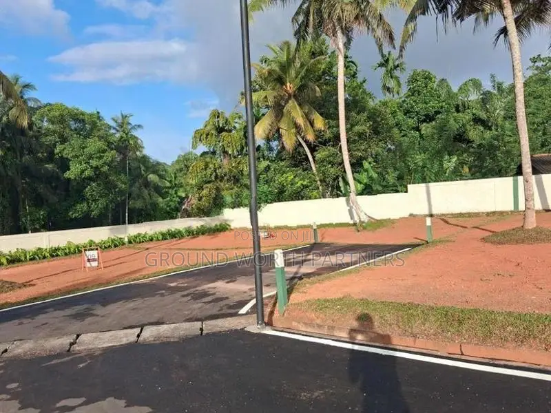 Land for Sale in Thalawathugoda Hokandara