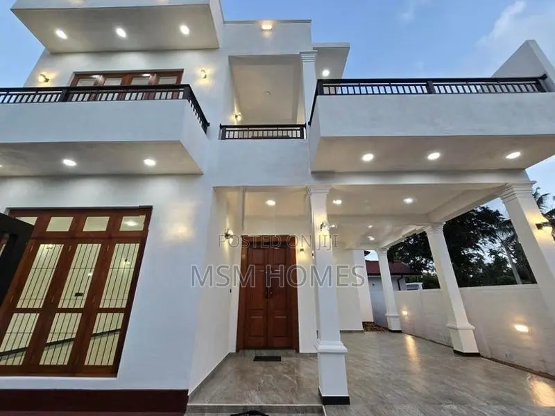 Perfect Brand New Luxury Modern House For Sale in Negombo