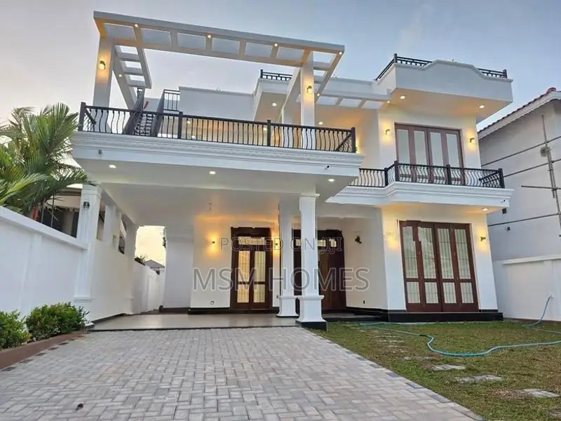 Perfect Brand New Luxury Modern House For Sale in Negombo