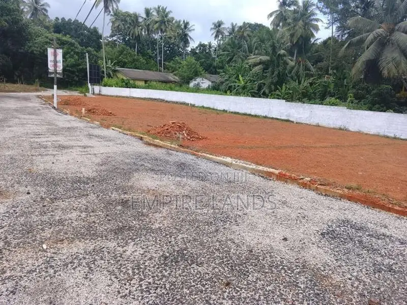 Highly Residential land for sale in Kottawa Maththegoda