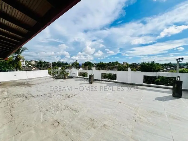 House for Sale in Pelawatta