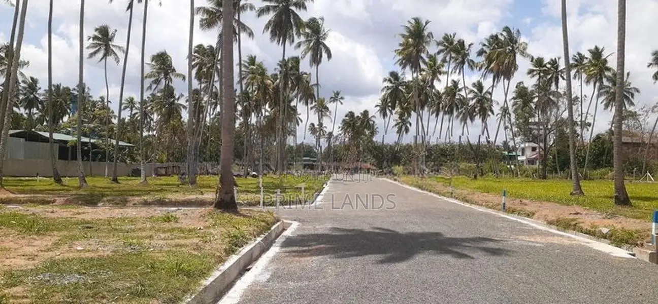 පාරට ඇවිදින දුරින් පදිංචියට ඉඩමක් විකිණීමට කුරුණෑගල